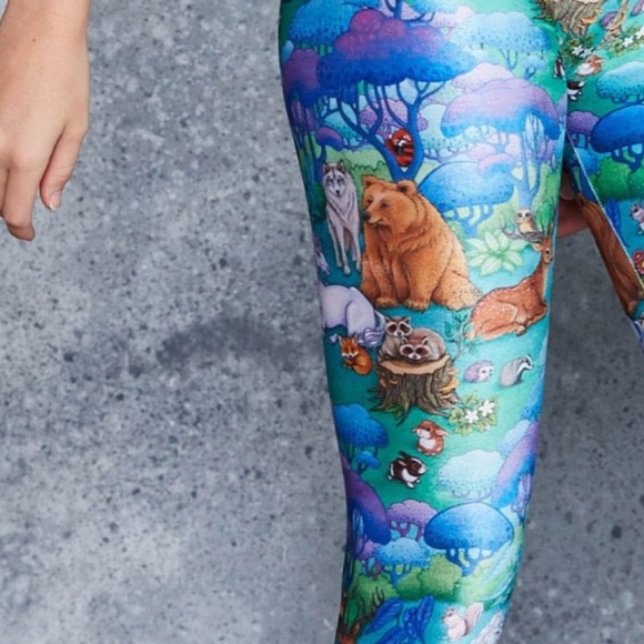 Blackmilk Into the Woods Velvet Cropped Leggings - Picture 3 of 12